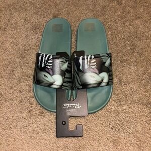 Primitive x Naruto Serpent Slides Sage Green‎ Anime Mens Size 8